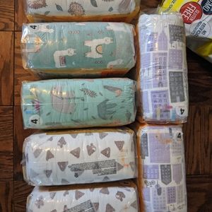 7 pks Size 4 HelloBello Diapers(161 total)